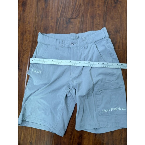 Huk Men's Next Level Shorts Light Grey Performance Fishing Zip Pockets Size M - Picture 3 of 6